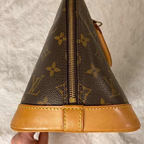 Louis Vuitton Alma PM Monogram